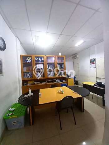 Dijual! Ruko di Cipete Jakarta Selatan LT 65m2 / LB 270m2 Kawasan Strategis Dijual! Ruko di Cipete Jakarta Selatan LT 65m2 / LB 270m2 Kawasan Strategis