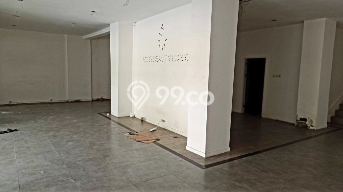 Disewakan Ruko Premium di Kemang, Luas 320m2m², Lokasi Ramai Disewakan Ruko Premium di Kemang, Luas 320m2m², Lokasi Ramai