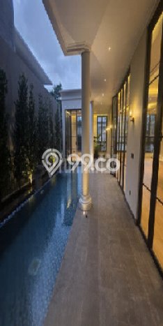 Rumah Elit Modern Tanpa Renovasi di Senopati Jakarta Selatan Rumah Elit Modern Tanpa Renovasi di Senopati Jakarta Selatan