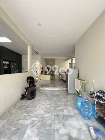Hunian Elit LB 160m2 Siap Huni Desain Elegan di Lebak Bulus, Jakarta Selatan Hunian Elit LB 160m2 Siap Huni Desain Elegan di Lebak Bulus, Jakarta Selatan