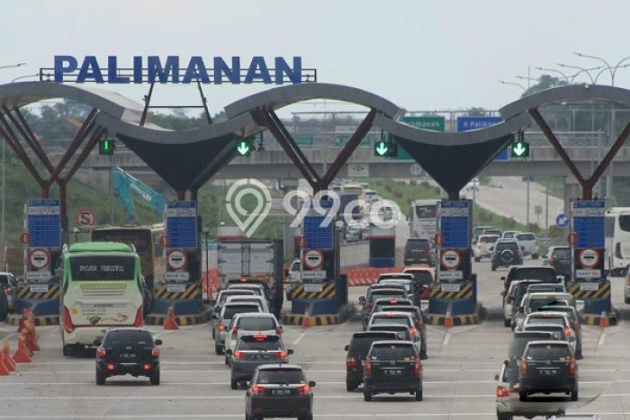 Area Ramai! Gudang Dijual di Depok untuk Bisnis Luas Bangunan 1800m2 Area Ramai! Gudang Dijual di Depok untuk Bisnis Luas Bangunan 1800m2
