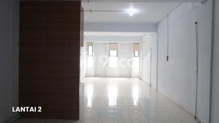 Unit Ruko Disewakan di Cirebon Kota di Area Ramai & Strategis Unit Ruko Disewakan di Cirebon Kota di Area Ramai & Strategis