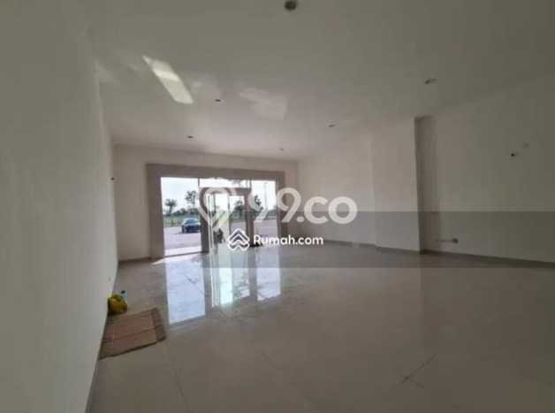 Ruko Komersial Disewakan di Tangerang Tangerang Luas 432m2 Ruko Komersial Disewakan di Tangerang Tangerang Luas 432m2