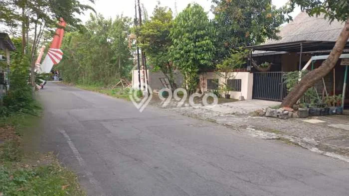 Kavling Tanah untuk Dijual di Ketileng, Semarang, Luas 500m2 Kavling Tanah untuk Dijual di Ketileng, Semarang, Luas 500m2