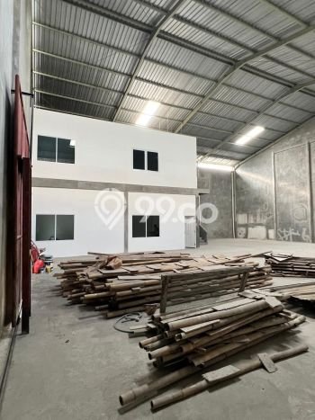 Gudang Disewakan di Kawasan Ramai Semarang Tengah, Semarang Gudang Disewakan di Kawasan Ramai Semarang Tengah, Semarang