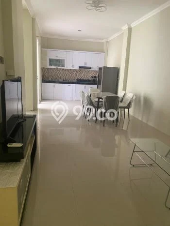 Disewakan! Rumah 3 Kamar Tidur &
2 Kamar Mandi di CitraGrand, Semarang Disewakan! Rumah 3 Kamar Tidur &
2 Kamar Mandi di CitraGrand, Semarang