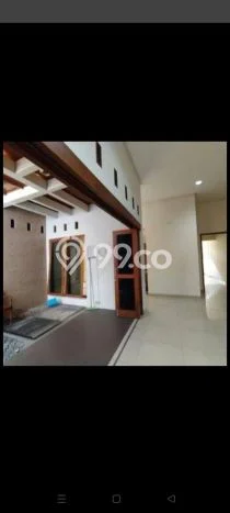 Jual Rumah Favorit Siap Huni LB 350m2 di Banyumanik, Semarang Jual Rumah Favorit Siap Huni LB 350m2 di Banyumanik, Semarang