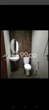 Jual Rumah Favorit Siap Huni LB 350m2 di Banyumanik, Semarang Jual Rumah Favorit Siap Huni LB 350m2 di Banyumanik, Semarang