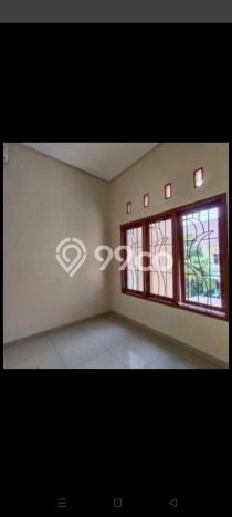 Jual Rumah Favorit Siap Huni LB 350m2 di Banyumanik, Semarang Jual Rumah Favorit Siap Huni LB 350m2 di Banyumanik, Semarang