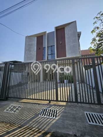 Kos-kosan Dijual di Kalicari Semarang Luas 340m2 Kos-kosan Dijual di Kalicari Semarang Luas 340m2