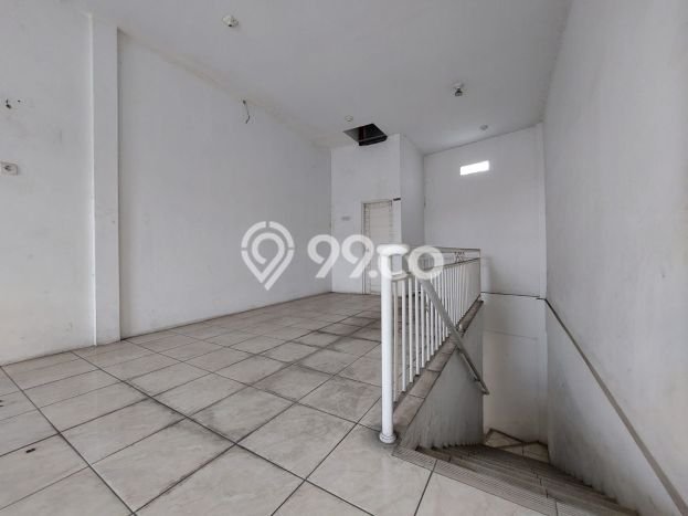 Disewakan Ruko Kawasan Semarang Barat, Luas 90m2m², Kawasan Berkembang Disewakan Ruko Kawasan Semarang Barat, Luas 90m2m², Kawasan Berkembang