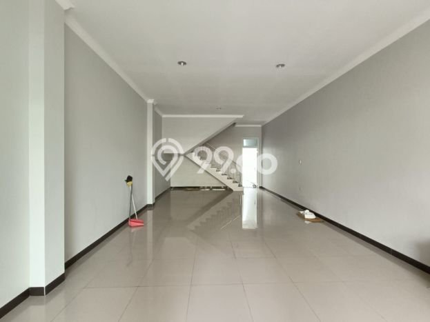 Ruko Dijual di Prime Area Semarang Luas 200m2 Ruko Dijual di Prime Area Semarang Luas 200m2