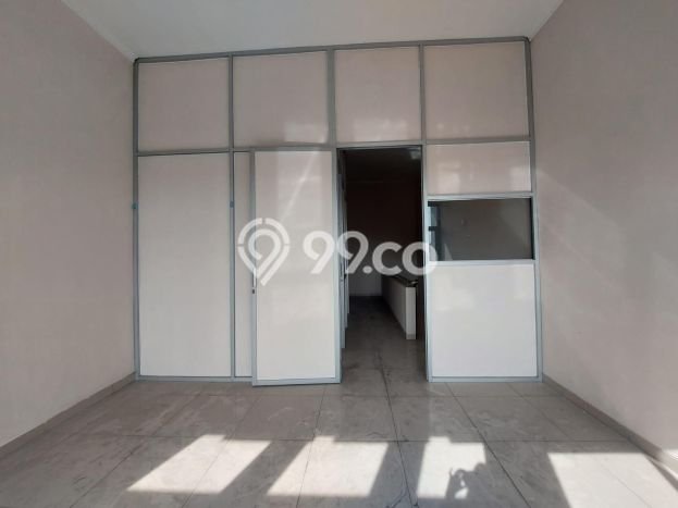 FOR SALE! Ruko di Semarang Tengah Semarang, LT 50m2, LB 90m2 FOR SALE! Ruko di Semarang Tengah Semarang, LT 50m2, LB 90m2