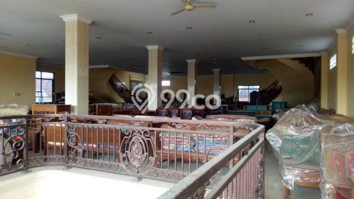 Ruko Area Komersial Kawasan Gayamsari, Luas 1050m2m², Pusat Perdagangan Ruko Area Komersial Kawasan Gayamsari, Luas 1050m2m², Pusat Perdagangan