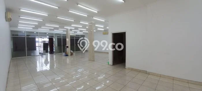 Ruko Dijual di Banyumanik Semarang dengan LB 150m2 Ruko Dijual di Banyumanik Semarang dengan LB 150m2