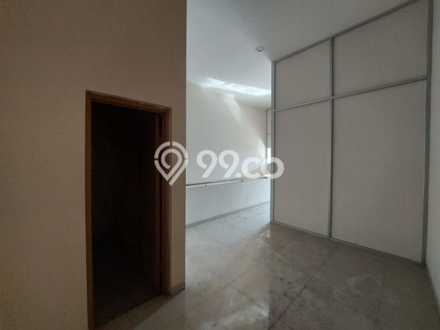 FOR SALE! Ruko di Semarang Tengah Semarang, LT 50m2, LB 90m2 FOR SALE! Ruko di Semarang Tengah Semarang, LT 50m2, LB 90m2