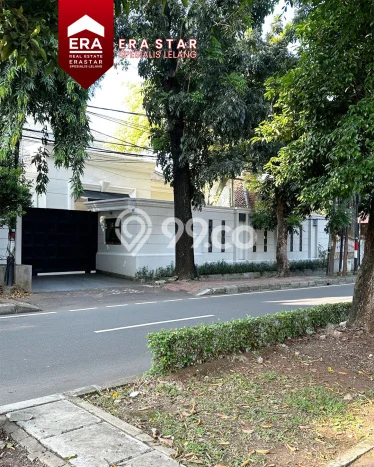 Siap Huni Hunian Elit 5 Kamar di Menteng Dekat ke Mana Pun Siap Huni Hunian Elit 5 Kamar di Menteng Dekat ke Mana Pun