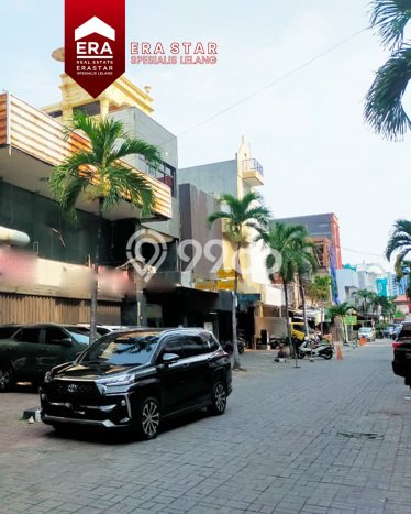 LOKASI PREMIUM! Ruko Kawasan Sawah Besar, Luas 1376m², Jalan Utama LOKASI PREMIUM! Ruko Kawasan Sawah Besar, Luas 1376m², Jalan Utama