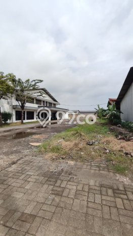 Unit Gudang disewakan di Waru Sidoarjo dengan LT 2000m2 / LB 1200m2 Unit Gudang disewakan di Waru Sidoarjo dengan LT 2000m2 / LB 1200m2