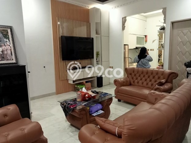 Rumah Minimalis 4 KT di Grand Wisata Bekasi Unfurnished Rumah Minimalis 4 KT di Grand Wisata Bekasi Unfurnished