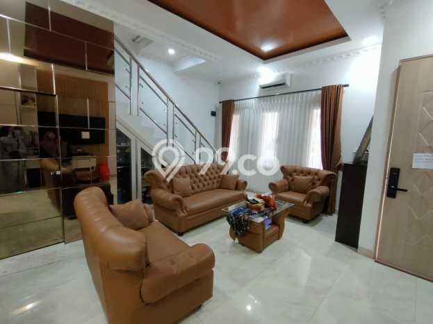 Jual Rumah Favorit Siap Huni LB 196m2 di Bekasi Timur, Bekasi Jual Rumah Favorit Siap Huni LB 196m2 di Bekasi Timur, Bekasi