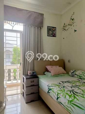 Rumah di Green Lake City, 3 KT, Lingkungan Asri, LT 120m² Bangunan 157m² Rumah di Green Lake City, 3 KT, Lingkungan Asri, LT 120m² Bangunan 157m²