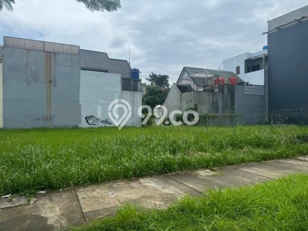 Tanah untuk Disewa di Jakarta Barat Luas 300m2 Tanah untuk Disewa di Jakarta Barat Luas 300m2