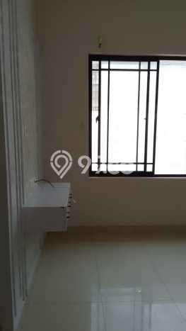 Disewakan! Rumah 3 Kamar Tidur &
3 Kamar Mandi di Green Lake City, Jakarta Barat Disewakan! Rumah 3 Kamar Tidur &
3 Kamar Mandi di Green Lake City, Jakarta Barat