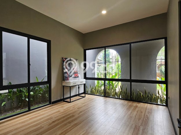 Hunian Mewah LB 400m2 Siap Huni Desain Elegan di BSD The Green, Tangerang Hunian Mewah LB 400m2 Siap Huni Desain Elegan di BSD The Green, Tangerang