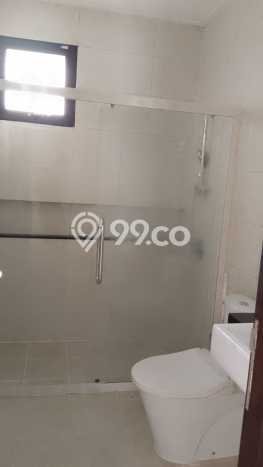 Disewakan! Rumah 3 Kamar Tidur &
3 Kamar Mandi di Green Lake City, Jakarta Barat Disewakan! Rumah 3 Kamar Tidur &
3 Kamar Mandi di Green Lake City, Jakarta Barat