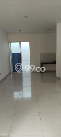 Dijual Hunian Rumah Terawat 3 Kamar di Green Lake City, Jakarta Barat Dijual Hunian Rumah Terawat 3 Kamar di Green Lake City, Jakarta Barat