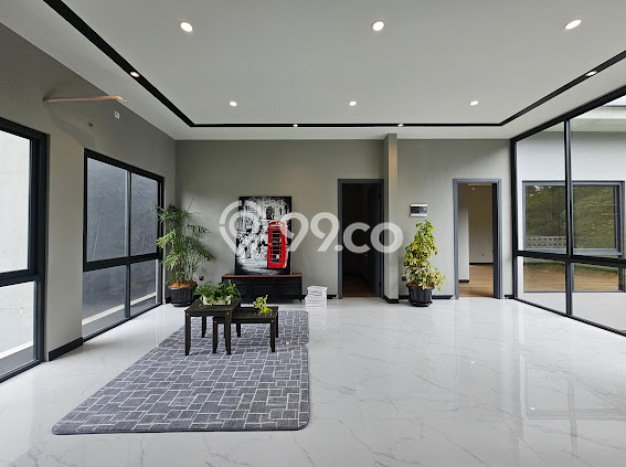Hunian Mewah LB 400m2 Siap Huni Desain Elegan di BSD The Green, Tangerang Hunian Mewah LB 400m2 Siap Huni Desain Elegan di BSD The Green, Tangerang