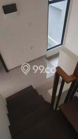 Rumah Sewa Tangerang LT 72m2 LB 125m2 Kawasan Gading Serpong Rumah Sewa Tangerang LT 72m2 LB 125m2 Kawasan Gading Serpong