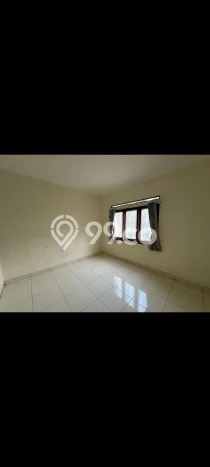 Disewakan! Rumah 5 Kamar Tidur &
4 Kamar Mandi di Geger Kalong, Bandung Disewakan! Rumah 5 Kamar Tidur &
4 Kamar Mandi di Geger Kalong, Bandung
