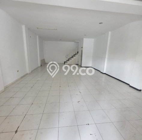 LOKASI STRATEGIS! Ruko Kawasan Singgasana, Luas 180m², Sentra Bisnis LOKASI STRATEGIS! Ruko Kawasan Singgasana, Luas 180m², Sentra Bisnis