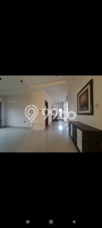 Rumah sewa siap huni 8 Kamar Tidur di Singgasana, Bandung Rumah sewa siap huni 8 Kamar Tidur di Singgasana, Bandung