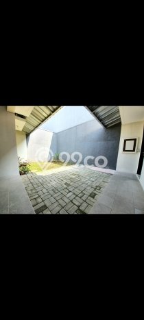 Disewakan! Rumah 4 Kamar Tidur &
2 Kamar Mandi di Kota Baru Parahyangan, Bandung Disewakan! Rumah 4 Kamar Tidur &
2 Kamar Mandi di Kota Baru Parahyangan, Bandung