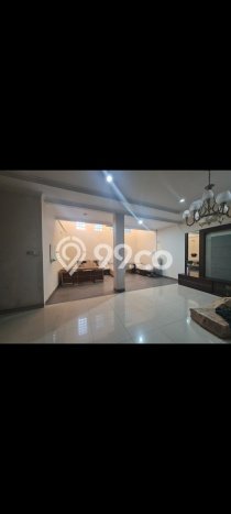 Rumah sewa siap huni 8 Kamar Tidur di Singgasana, Bandung Rumah sewa siap huni 8 Kamar Tidur di Singgasana, Bandung