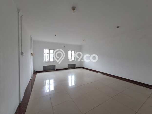 Ruko Komersial Dijual di Serpong Tangerang Selatan LT 586m2 & LB 540m2 Ruko Komersial Dijual di Serpong Tangerang Selatan LT 586m2 & LB 540m2