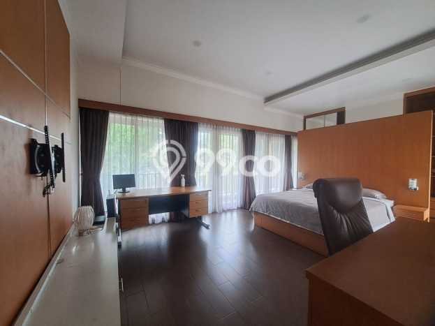 Rumah Eksklusif Siap Huni LT 256m2 di BSD, Tangerang Selatan Rumah Eksklusif Siap Huni LT 256m2 di BSD, Tangerang Selatan