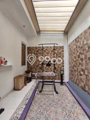 Rumah Bagus Siap Huni Di BSD Luas 128m2 Aman Rumah Bagus Siap Huni Di BSD Luas 128m2 Aman