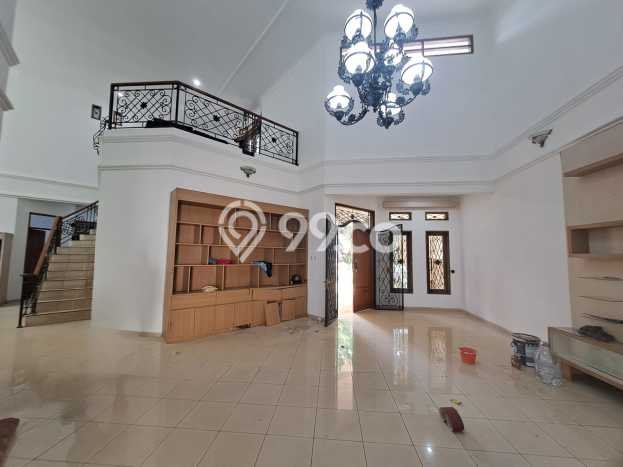 Disewakan Cepat Rumah Kondisi Baik di Area Cinere, Depok Disewakan Cepat Rumah Kondisi Baik di Area Cinere, Depok