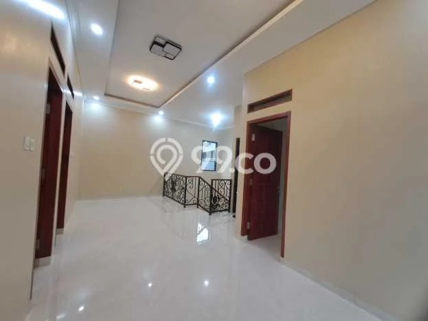 Disewakan Rumah Konsep Minimalis di BSD Tangerang Selatan dengan 6 KT Disewakan Rumah Konsep Minimalis di BSD Tangerang Selatan dengan 6 KT