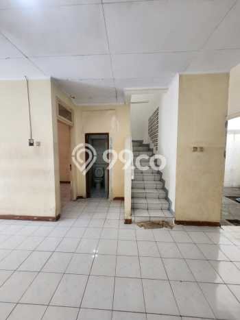 Rumah Modern Minimalis 3 Kamar Bisa Langsung Pindah di Cengkareng Rumah Modern Minimalis 3 Kamar Bisa Langsung Pindah di Cengkareng