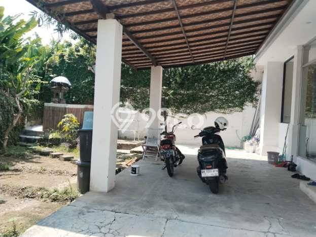 Rumah Disewakan Badung LT 300m2 LB 200m2 Area Kerobokan Rumah Disewakan Badung LT 300m2 LB 200m2 Area Kerobokan