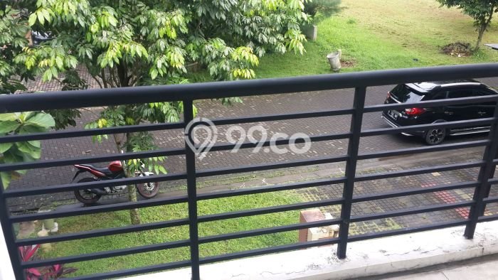 LOKASI STRATEGIS! Ruko For Rent di BSD, Luas 235m², Kawasan Komersial LOKASI STRATEGIS! Ruko For Rent di BSD, Luas 235m², Kawasan Komersial