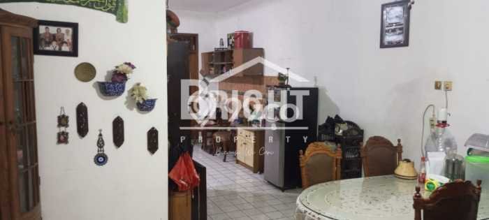 For Sale Rumah 6 Kamar Lokasi Ideal Nyaman dan Strategis di Ciputat Timur For Sale Rumah 6 Kamar Lokasi Ideal Nyaman dan Strategis di Ciputat Timur