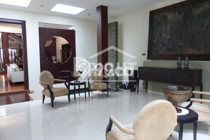 Rumah Elit Modern Tanpa Renovasi di Kemang Jakarta Selatan Rumah Elit Modern Tanpa Renovasi di Kemang Jakarta Selatan