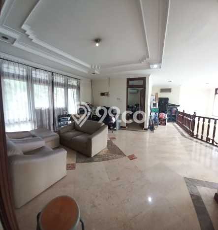 Dijual Rumah Mewah Megah Dengan View Cantik di Bintaro, Jakarta Selatan Dijual Rumah Mewah Megah Dengan View Cantik di Bintaro, Jakarta Selatan