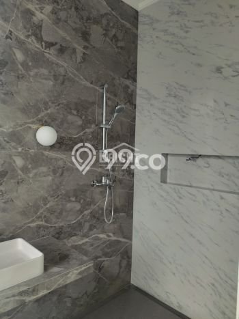 Jual Rumah Luas Elegan Dengan View Cantik di Bintaro, Tangerang Selatan Jual Rumah Luas Elegan Dengan View Cantik di Bintaro, Tangerang Selatan